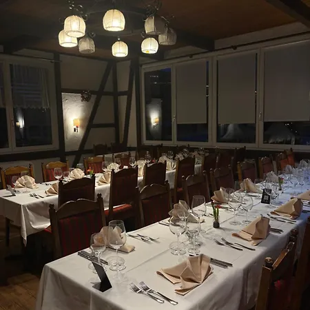 Landgasthof Zum Zimmermann Hotel *